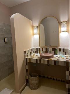 Dar Sharqi, Authentic Riad with Panoramic Sea View in Tangier - 2