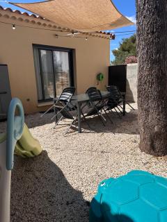 Maison T3 dans un village calme - Saint-Mitre-les-Remparts - 1
