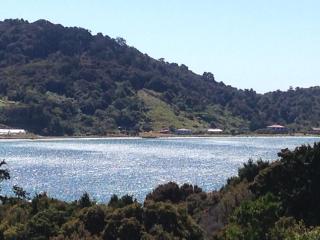 Anchorstone - Half-moon Bay - 1