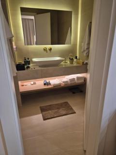 Ermou Luxury Suites - Atene - 5