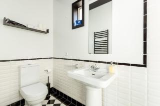 Large Studio with Clerigos Views - Porto - 2