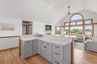 Sound Decision by Village Realty - 6