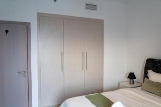 luxurious apartment in Yas Waters Edge with free pool and gym access - Sabkhah - 1
