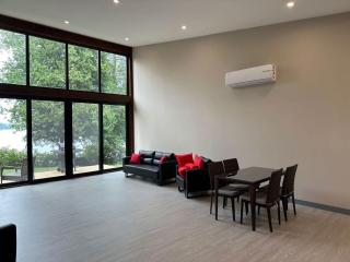 3-bedroom Lakefront Villa #6 - Lakefield - 7