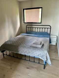 3-bedroom Englewood Lakefront Main House - Lakefield - 4