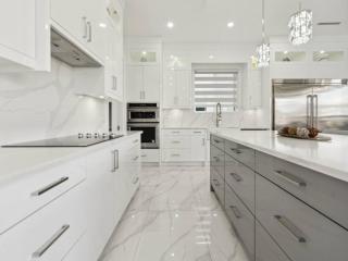 Spacious 4BR Langley Home - Langley - 7