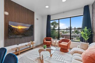 Stylish 2BR with Pool Central SLC - Great Access - 0