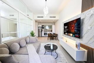Modern 2BR Golfville Dubai - 1