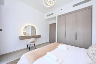 Modern 1BR in ACT Tower 1 - 5