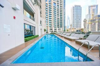 Modern 1BR in ACT Tower 1 - 3