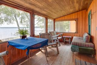 South Twin Lake Cabin with Seasonal Dock and Slip! - Conover - 9