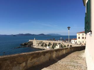 Sea view apartment, 3 bedrooms, large living room - Piombino - 6