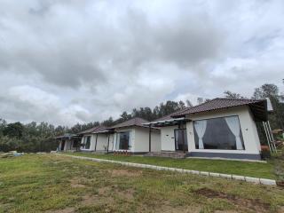 Kavalubare Retreat by Dazzle Destinations - Private Cottages and Near to City - Chikmagalūr - 9