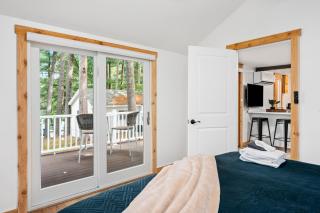 Backwoods Cottage on Arbutus Lake - 8