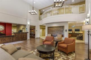 Best Western Plus Hudson Hotel & Suites - 9