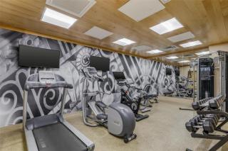 Best Western Plus Hudson Hotel & Suites - 4