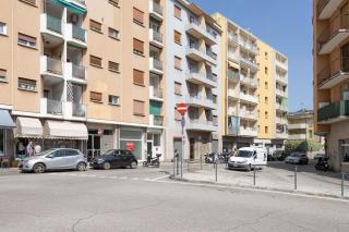 Burlo Garofalo Elegant Apartment Near Hospital - Trieste - 8