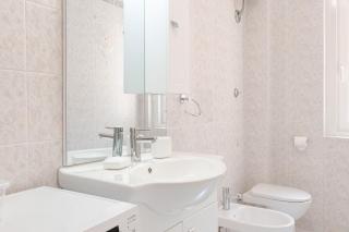 Burlo Garofalo Elegant Apartment Near Hospital - Trieste - 6