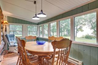 Dog-Friendly Park Falls Cottage with 5 Acres and Lake - Park Falls - 6