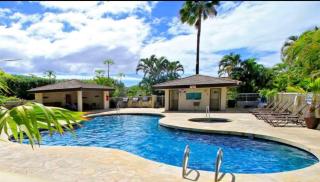 Resort Retreat Studio-Walk to Beach, Shops, Dining with AC, WIFI - 1
