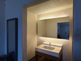 Go2 Inn & Suites By Relianse - San Antonio, TX - 2