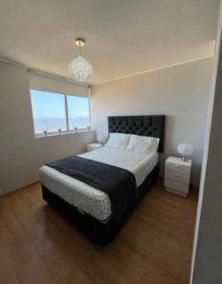 Departamento con balcon y vista al mar - Lima - 7