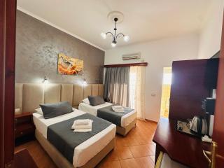 Oskar Hotel - Saranda - 8