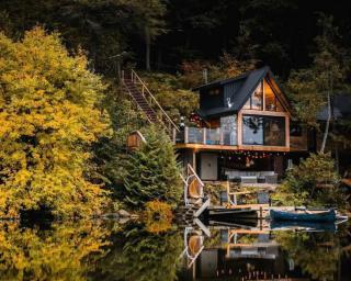 The Water’s Edge * * Unique Muskoka Treehouse * * - Windermere - 0