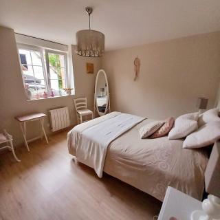 House for 9 people - Saint-Clair-sur-lʼElle - 8