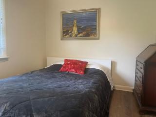 Grand River Entire Cottage near Cambridge and Brantford - 1