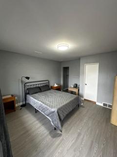 Niagara Falls 1-Bedroom Suite #17 - Niagara Falls - 0