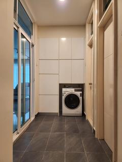 Serenity Medini - - 4