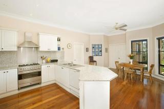 Stately Bowral Designer Home - Bowral - 7