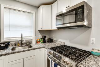 2 Mi to Dtwn Attleboro Pet-Friendly Apt! - Attleboro - 2