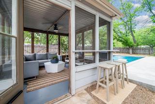 Blissful Haven with Hot Tub & Fire Pit - Fredericksburg - 8
