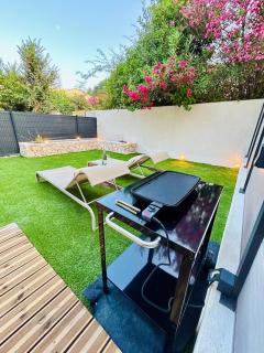 Stylish Garden Escape- BBQ, Projector & Exclusive Parking - Cagnes-sur-Mer - 8