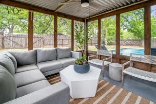 Blissful Haven with Hot Tub & Fire Pit - Fredericksburg - 3