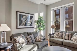 715a - Settle into Soulard 4 beds 2 full baths - Soulard - 0