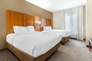 Comfort Suites Greensboro-High Point - Greensboro - 1