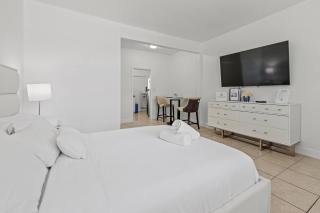 Stay in Brickell near Kaseya Center & South Beach - 7