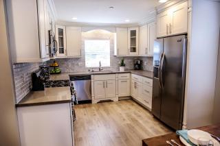Adorable 3 Bedroom 2 Bath Home - Fullerton - 7