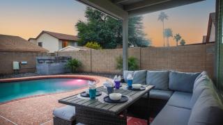 Windsor Phoenix - Phoenix - 7