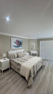 Surf & Serenity on Sea, by Jono & Erik - Jeffreys Bay - 5