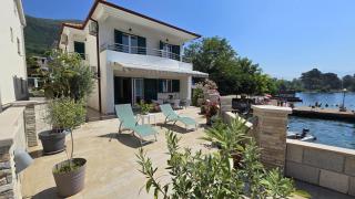 Villa Valentino - Next to Portonovi and First Row to the Sea - 7