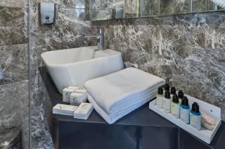 Gen Suites - 8