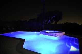 Awesome 5 bedroom 3 bath pool home with in-ground jacuzzi - Orange - 9