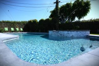 Awesome 5 bedroom 3 bath pool home with in-ground jacuzzi - Orange - 5
