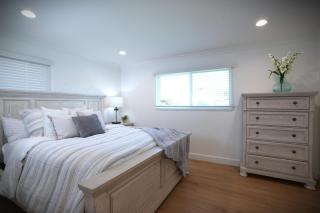 Awesome 5 bedroom 3 bath pool home with in-ground jacuzzi - Orange - 3