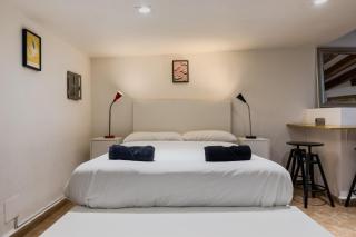 Casa en Barcelona - Madrid - 0