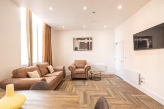 Luxury Apartment In City Centre Ideal For Business & Families With Free Gym By The Pocklington - The Guild Suite - Leicester - 5
